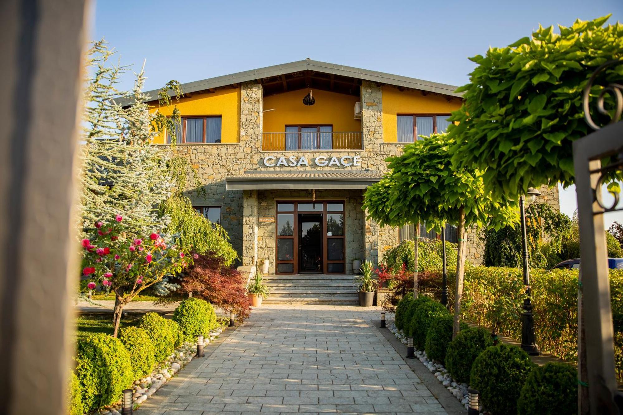 Casa Gace Hotel Korce Buitenkant foto