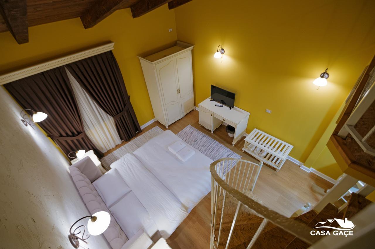 Casa Gace Hotel Korce Buitenkant foto